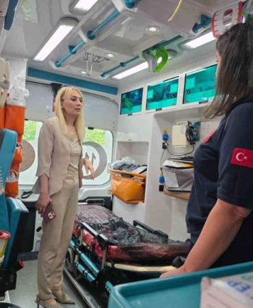 il-saglik-muduru-basaran-akca-kavaklideredeki-saglik-tesislerinde-incelemelerde-bulundu-BqGgMEQJ.jpg