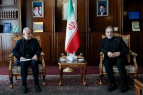 iran-disisleri-bakani-arakci-hamas-ve-hizbullah-heyetleriyle-bir-araya-geldi-uO7IZtGp.jpg