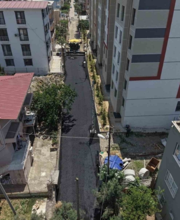 iskenderun-belediyesi-bir-haftada-4-bin-768-ton-sicak-asfalt-serimi-gerceklestirdi-M9gAkMmk.jpg