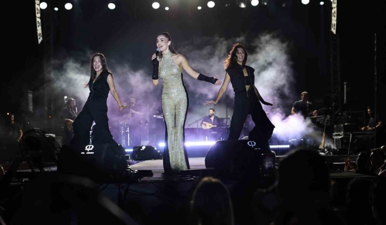 iskenderunda-elif-buse-dogan-ruzgari-esti-eBy6XQMI.jpg