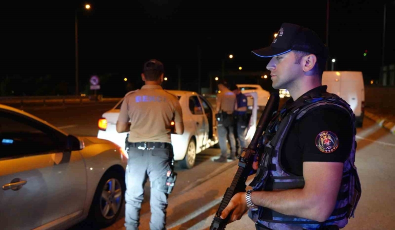 istanbul-ile-ankaranin-koprusu-bolu-gecisinde-nato-denetimleri-YHTsQSRl.jpg
