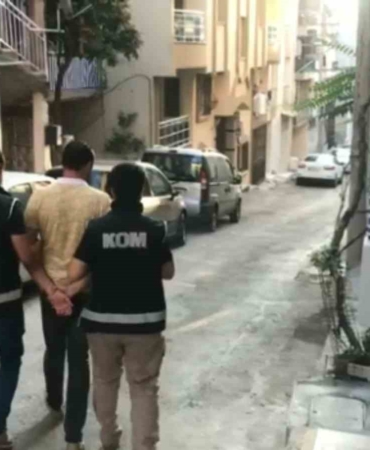 izmir-merkezli-5-ilde-200-milyon-liralik-kurgu-kaza-operasyonu-48-gozalti-zP8ZE2ed.jpg
