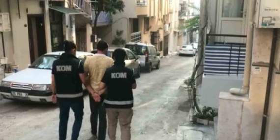 izmir-merkezli-5-ilde-200-milyon-liralik-kurgu-kaza-operasyonu-48-gozalti-zP8ZE2ed.jpg