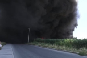 izmirde-geri-donusum-fabrikasinda-korkutan-yangin-F8EVgbTI.jpg