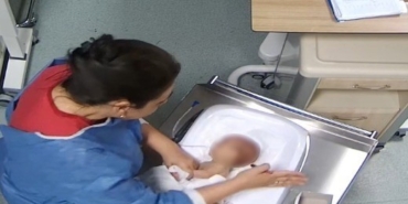 kahramanmarasta-bebege-siddet-davasinda-eski-hemsirenin-tutuklu-yargilanmasina-devam-edilecek-2e9cvZPp.jpg