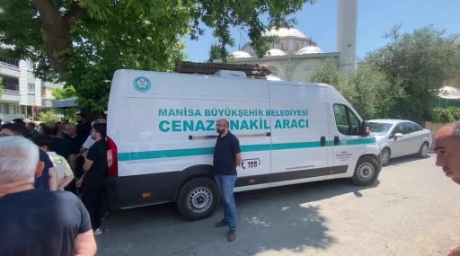 kalbine-yenilen-egitimci-son-yolculuguna-ugurlandi-AYAXgXLa.jpg