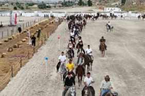 kapadokya-at-festivali-basladi-Fp3K6qD6.jpg