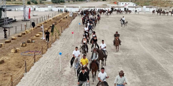 kapadokya-at-festivali-basladi-Fp3K6qD6.jpg