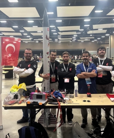 kapsul-azak-rocket-team-abdde-dunya-birincisi-oldu-txt6W8Pq.jpg