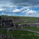 kars-kalesi-unesco-dunya-miras-listesine-alinmayi-bekliyor-sbjLwBHm.jpg