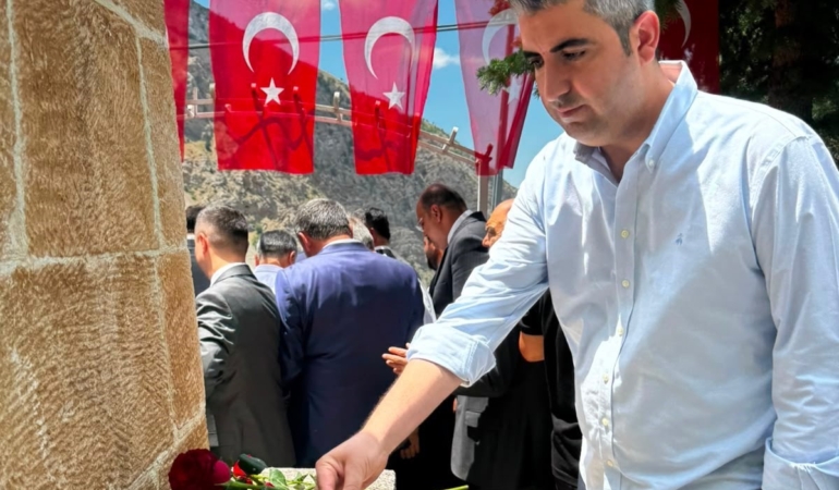 kartaldan-basbaglara-uzanan-vefa-anma-programi-her-yil-daha-genis-katilimla-buyuyor-cfUZEM4d.jpg