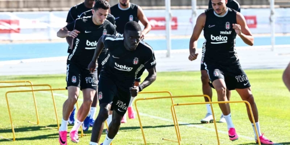 kassoum-ouattara-besiktas-formasiyla-ilk-antrenmanina-cikti-KR5npErL.jpg