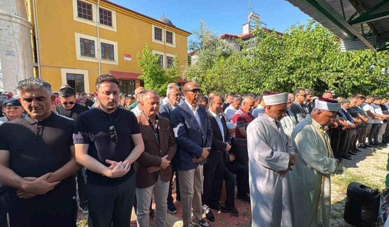 kaya-ve-akyol-ailelerinin-aci-gunu-4bzCyB3y.jpg