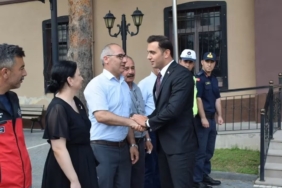 kaymakam-demirci-ilceye-veda-etti-wCZRU7uq.jpg