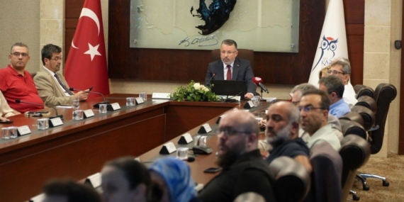 kbu-senatosunda-uluslararasi-basarilar-ve-yeni-hedefler-gorusuldu-8NX8t5lh.jpg