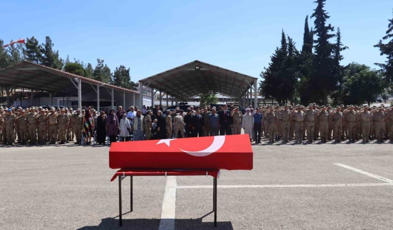 kiliste-kalp-krizi-sonucu-hayatini-kaybeden-uzman-cavus-icin-toren-duzenlendi-YWsfrvEL.jpg
