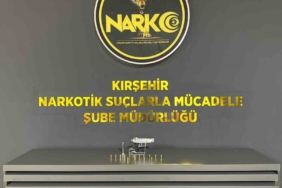 kirsehirde-ruhsatsiz-tabanca-sarjor-ve-fisek-ele-gecirildi-z8VgUJzz.jpg