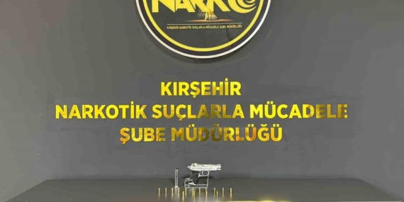 kirsehirde-ruhsatsiz-tabanca-sarjor-ve-fisek-ele-gecirildi-z8VgUJzz.jpg