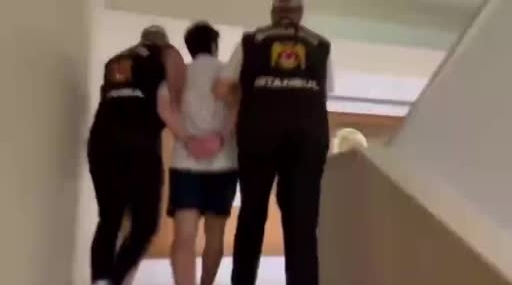 komedyen-deniz-goktasin-dini-degerleri-alenen-asagilama-ve-cumhurbaskanina-hakaret-sucundan-tutuklanmasina-karar-verildi-kXHlCeT2.jpg