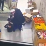 komsu-esnafin-musteri-kapma-kavgasi-kamerada-WG2hIsPX.jpg