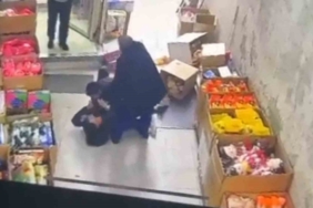 komsu-esnafin-musteri-kapma-kavgasi-kamerada-WG2hIsPX.jpg