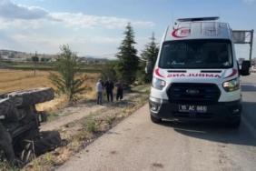kontrolden-cikan-traktor-sarampole-devrildi-1-yarali-PEK4dKbg.jpg