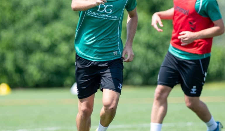 konyaspor-yeni-sezon-hazirliklarini-surduruyor-LddGPve7.jpg