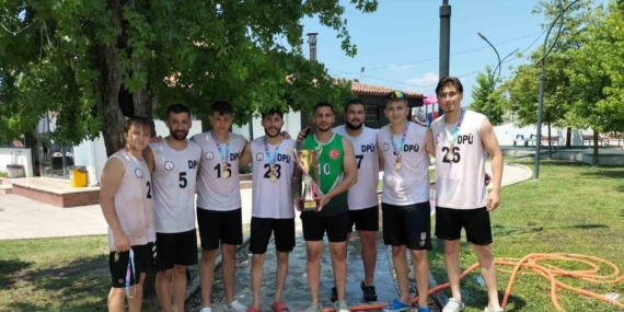 koycegizdeki-plaj-hentbolu-turnuvasi-odul-toreniyle-sona-erdi-LKQPnXAK.jpg