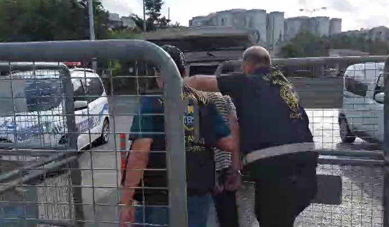 kucukcekmecede-cinayet-zanlisi-7-saatte-yakalandi-QLxIlzHp.jpg