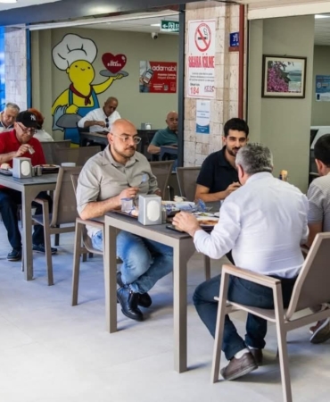 kusadasi-kent-lokantasinda-2-ayda-8-bin-852-kisiye-yemek-hizmeti-QcdCEHNn.jpg