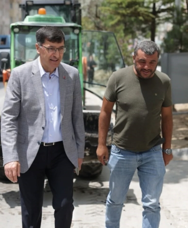 kutahya-meydan-kavsaginda-yeni-trafik-duzeni-hayata-gecti-gsDXJXXv.jpg