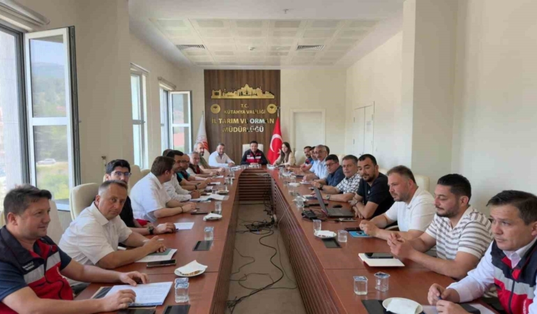 kutahyada-2026-yili-il-koordinasyon-toplantisi-gerceklestirildi-BTgHizmg.jpg