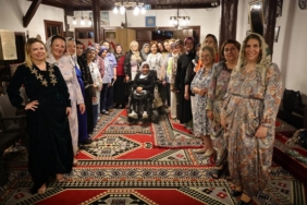 kutahyada-salvar-ve-orgu-etkinligiyle-gelenekler-yasatildi-2zQWq3Rk.jpg