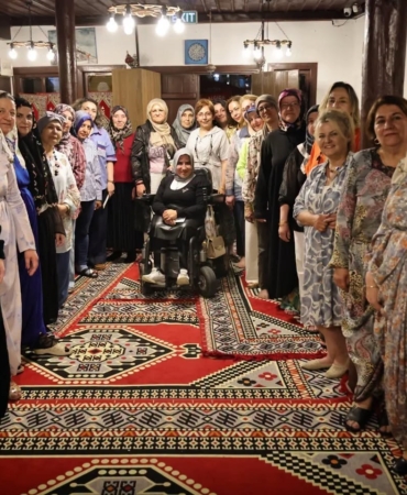 kutahyada-salvar-ve-orgu-etkinligiyle-gelenekler-yasatildi-2zQWq3Rk.jpg