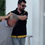 magazadan-takilari-calan-hirsizdan-pes-dedirten-savunma-bana-borclari-vardi-YxJVHhjz.jpg