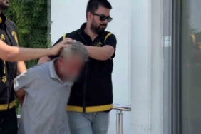 magazadan-takilari-calan-hirsizdan-pes-dedirten-savunma-bana-borclari-vardi-YxJVHhjz.jpg