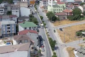 mahalle-sakinlerinden-hafriyat-kamyonu-tepkisi-cocuklarimiz-tehlike-altinda-U9sDUrrI.jpg
