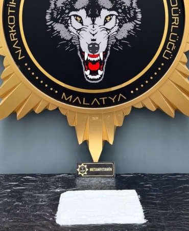 malatyada-aracta-1-kilo-metamfetamin-ele-gecirildi-SnFDiRgR.jpg