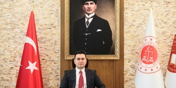 mersin-cumhuriyet-bassavcisi-yasin-emre-gorevine-basladi-UVH89ExS.jpg
