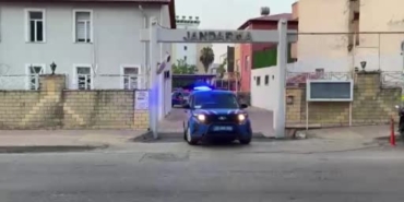 mersinin-ilcelerinde-uyusturucu-operasyonu-26-sahsa-islem-yapildi-1UA2kX7T.jpg
