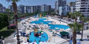 mezitli-belediyesi-su-parki-yaz-sezonuna-kapilarini-acti-YFFjIeVx.jpg