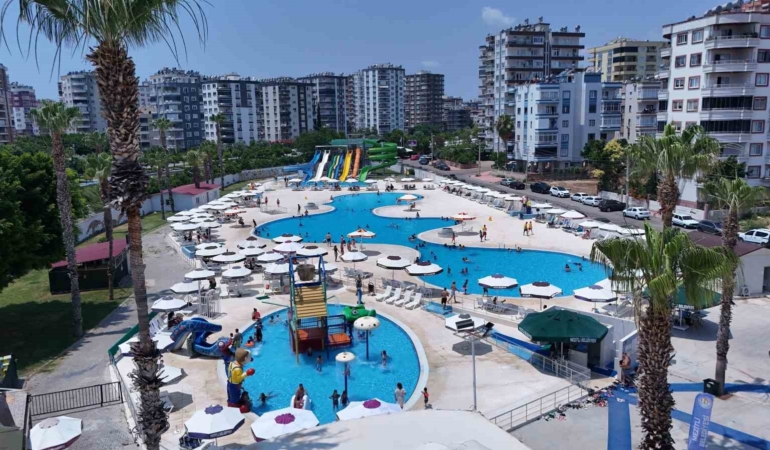 mezitli-belediyesi-su-parki-yaz-sezonuna-kapilarini-acti-YFFjIeVx.jpg