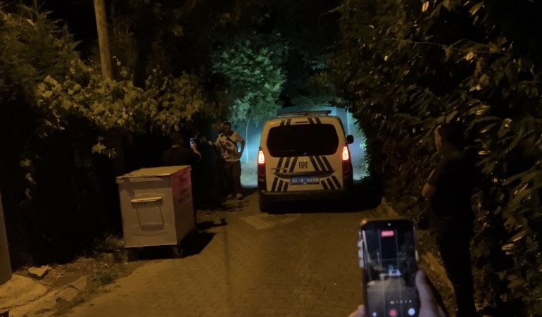 misafir-gittigi-evi-isgal-ettigi-one-surulen-deniz-akkaya-karakolluk-oldu-hJ1KnxqK.jpg