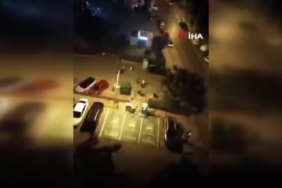 motosikletli-saldirganlar-yol-kenarinda-bekleyen-gruba-ates-acti-RC6TEfZ7.jpg