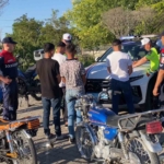 motosikletli-trafik-canavarlari-jandarmadan-kacamadi-XrTsXspK.jpg