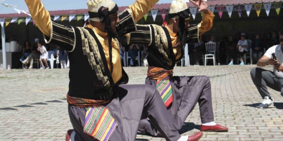 nasreddin-hocanin-mayasi-bu-kez-birlik-ve-kardeslik-icin-calindi-DhhmuG23.jpg