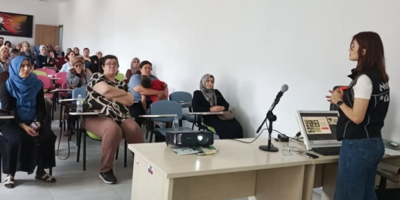 nazillide-kadin-sagligi-narkotik-ve-mahremiyet-konularinda-egitim-verildi-C3718s27.jpg