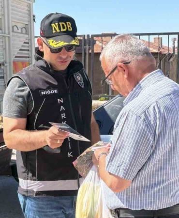 nigde-polisinden-uyusturucuya-karsi-bilinclendirme-seferberligi-Tlg9JMxI.jpg