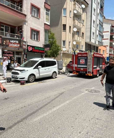 nigdede-nisanli-ciftin-ayrilik-kavgasi-kanli-bitti-1-kisi-yaralandi-hUxrX9cS.jpg