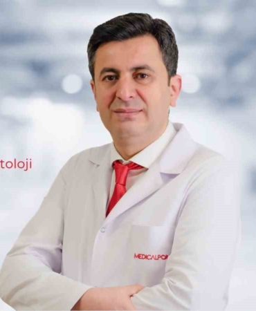 op-dr-bilir-yaz-tatili-tedaviye-engel-olmamali-serebral-palsili-cocuklarda-ortopedik-takip-aksamamali-iewEz5j7.jpg